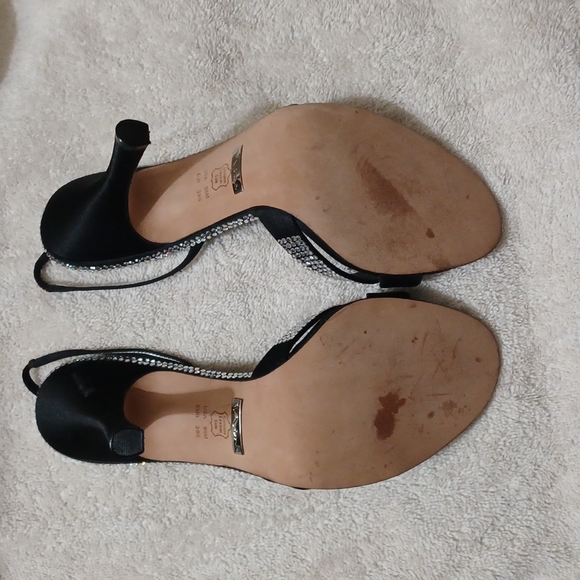 Nina Slhoes - Picture 7 of 15